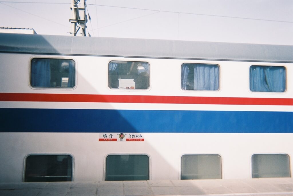 ウルムチ カシュガル 鉄道