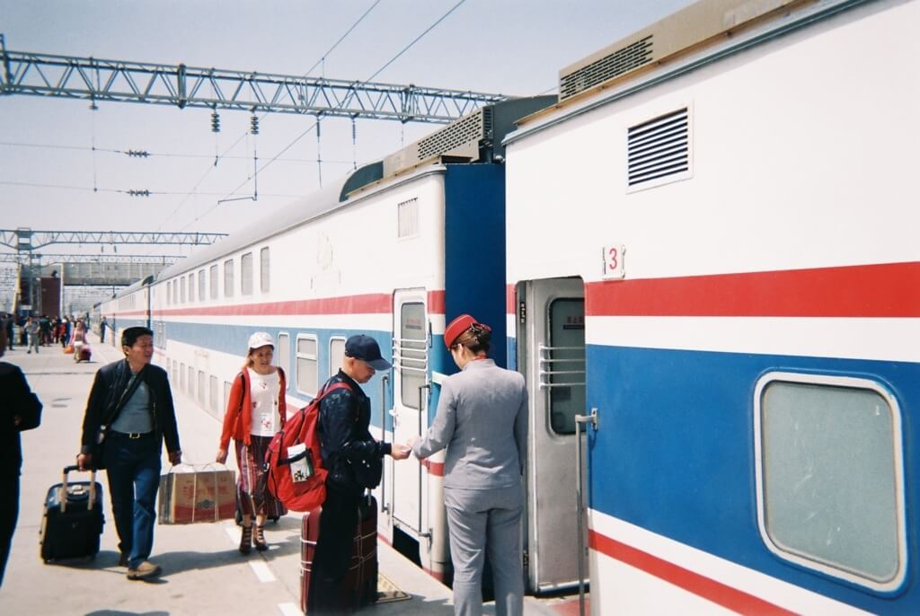 ウルムチ カシュガル 鉄道